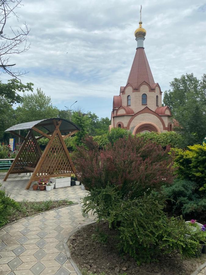 Отель Рио Melitopol Bagian luar foto